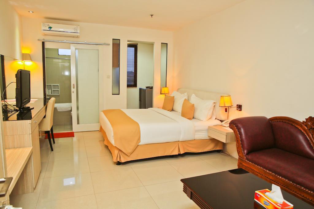 Kyo Serviced Apartment Jakarta Cilandak  ภายนอก รูปภาพ