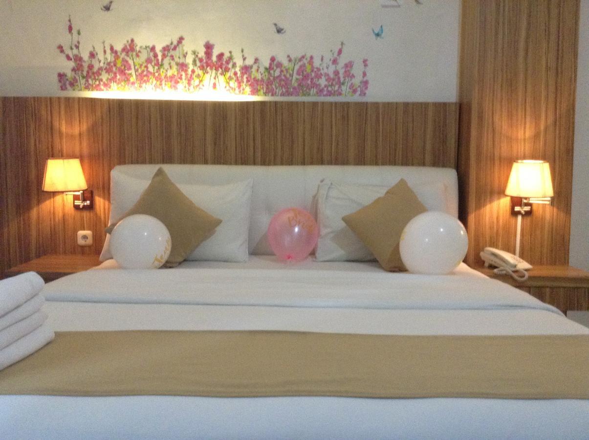 Kyo Serviced Apartment Jakarta Cilandak  ภายนอก รูปภาพ