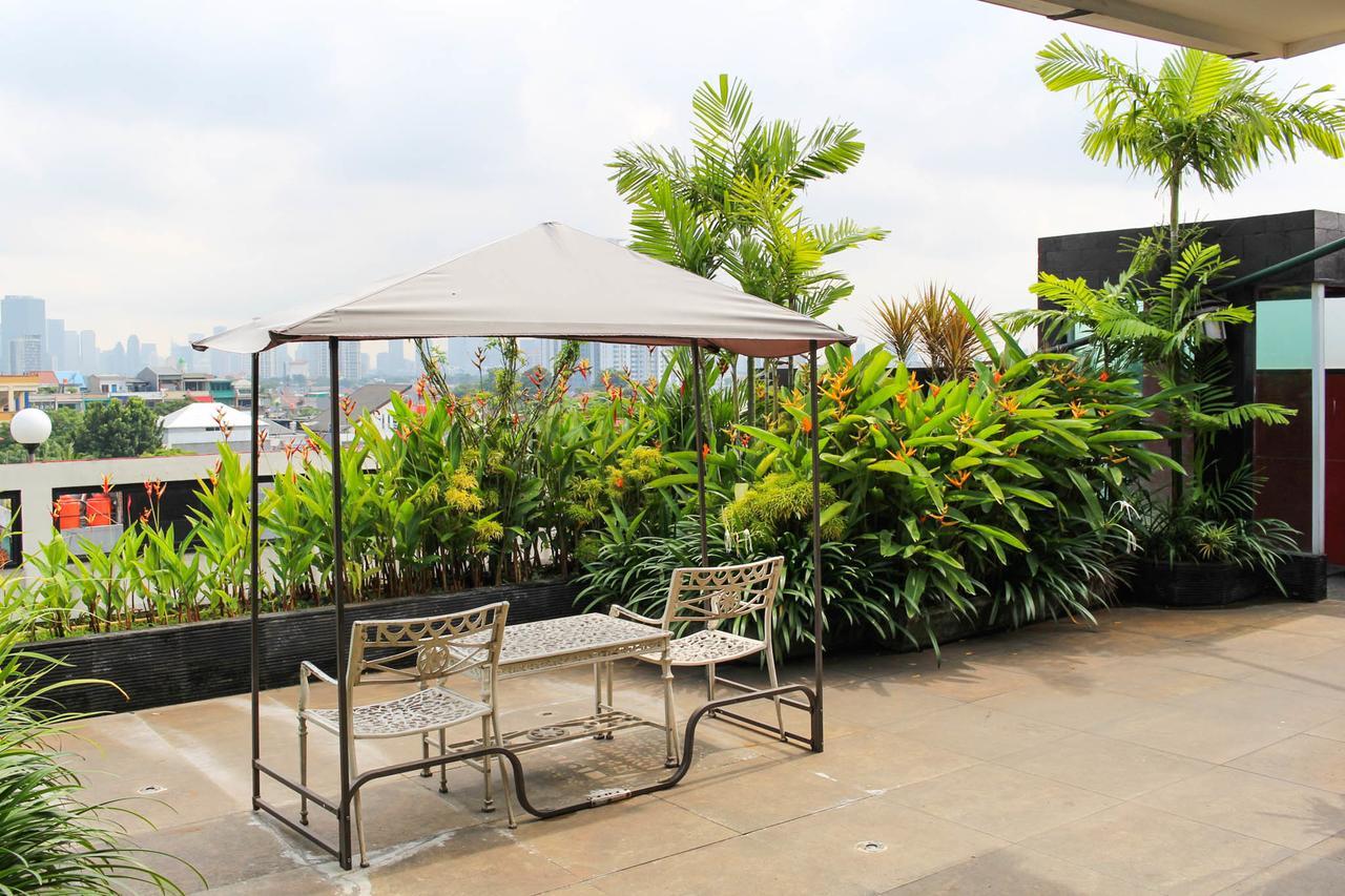 Kyo Serviced Apartment Jakarta Cilandak  ภายนอก รูปภาพ
