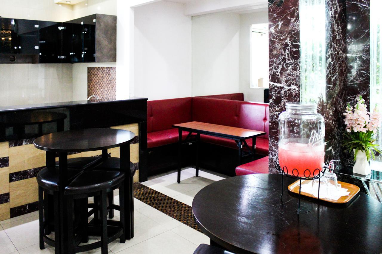 Kyo Serviced Apartment Jakarta Cilandak  ภายนอก รูปภาพ